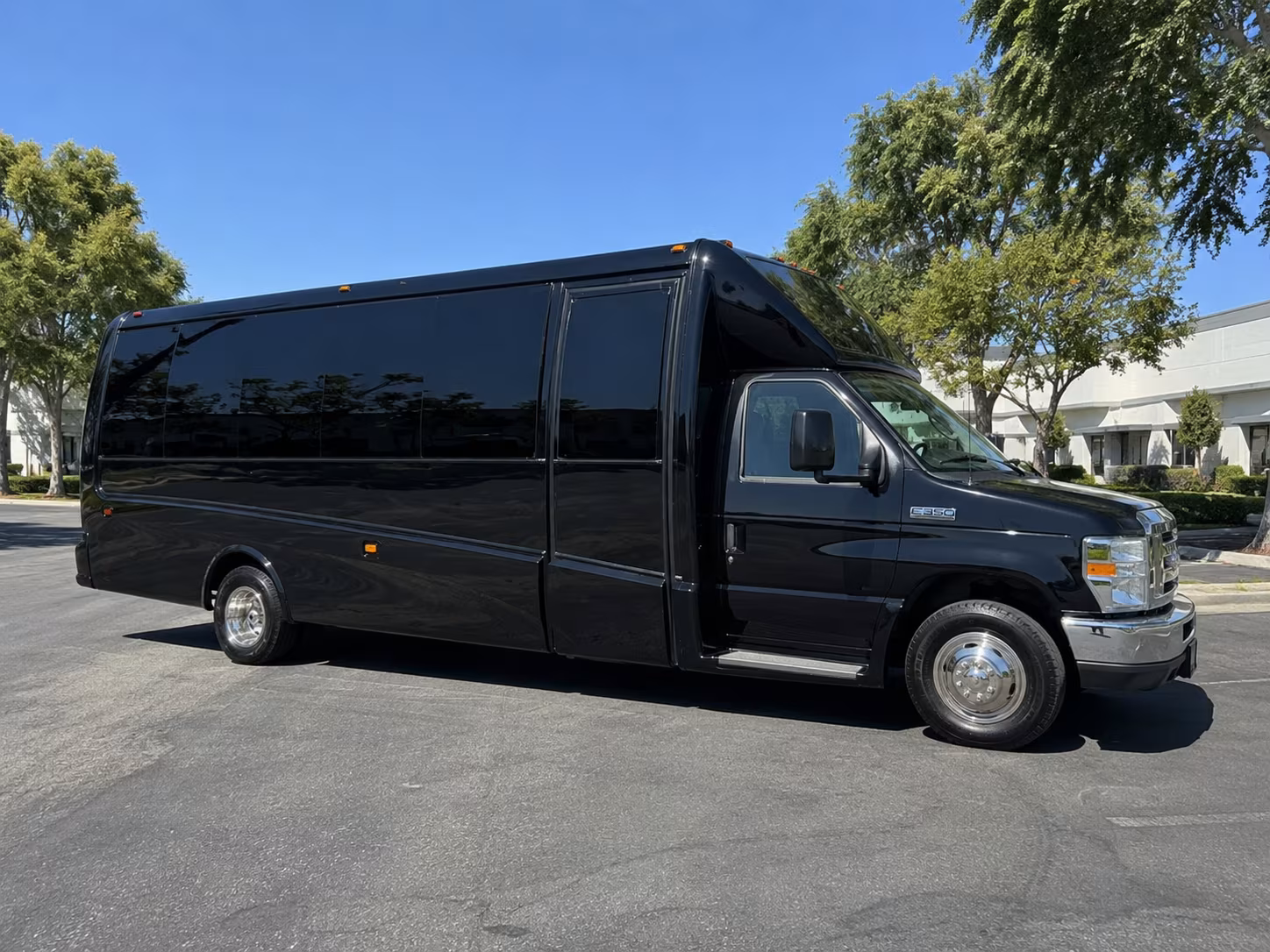 mckinney corporate retreat shuttle bus rentals