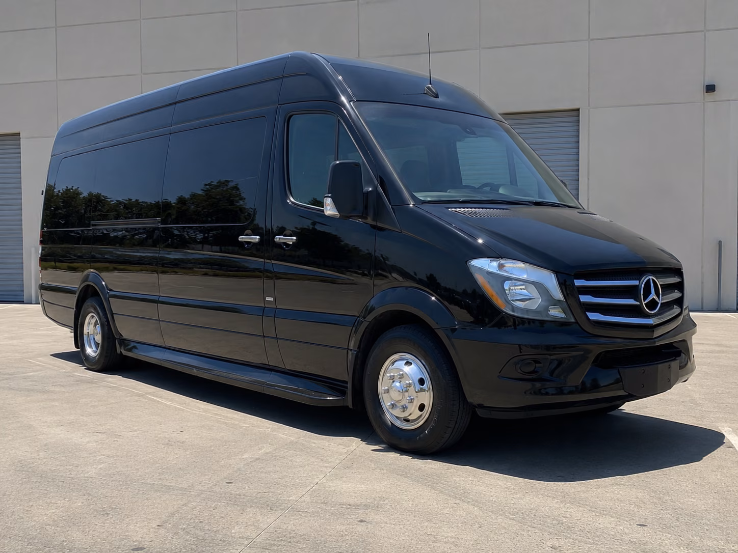 rent a field trip bus to mckinney museums and science centers