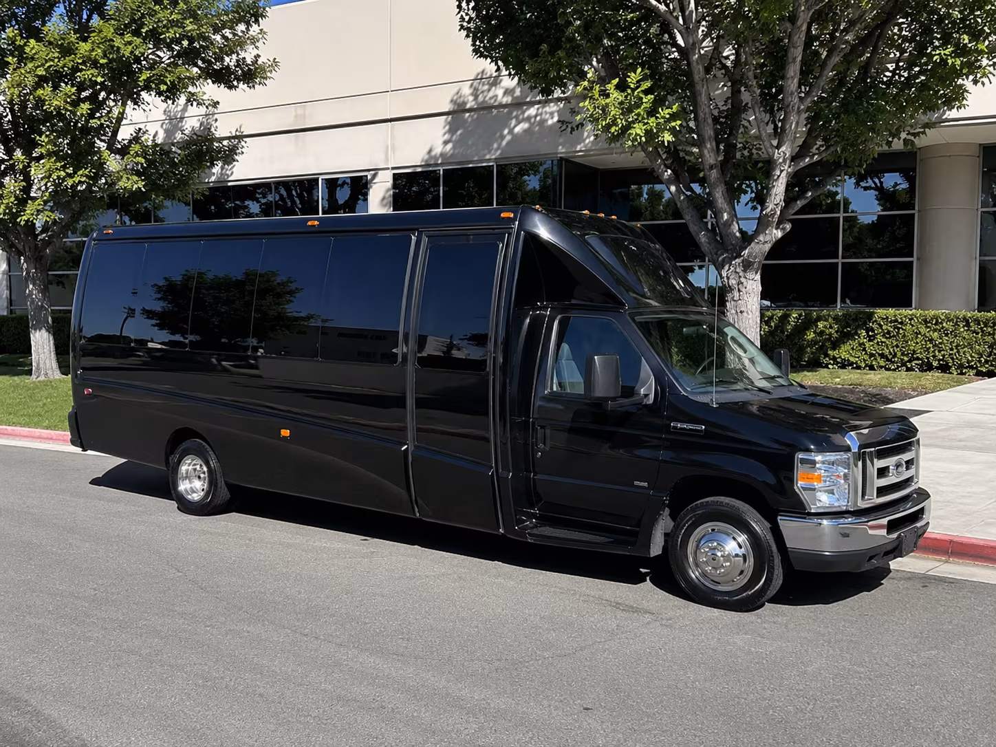 why book winery and brewery tours through mckinneyshuttlebusrentals com